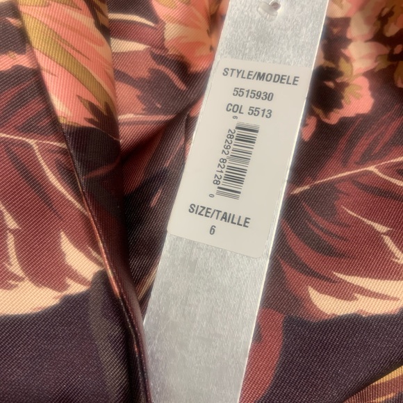 KAY UNGER Whitney Tea Length Floral Pocket Dress (size 6) - Picture 4 of 6